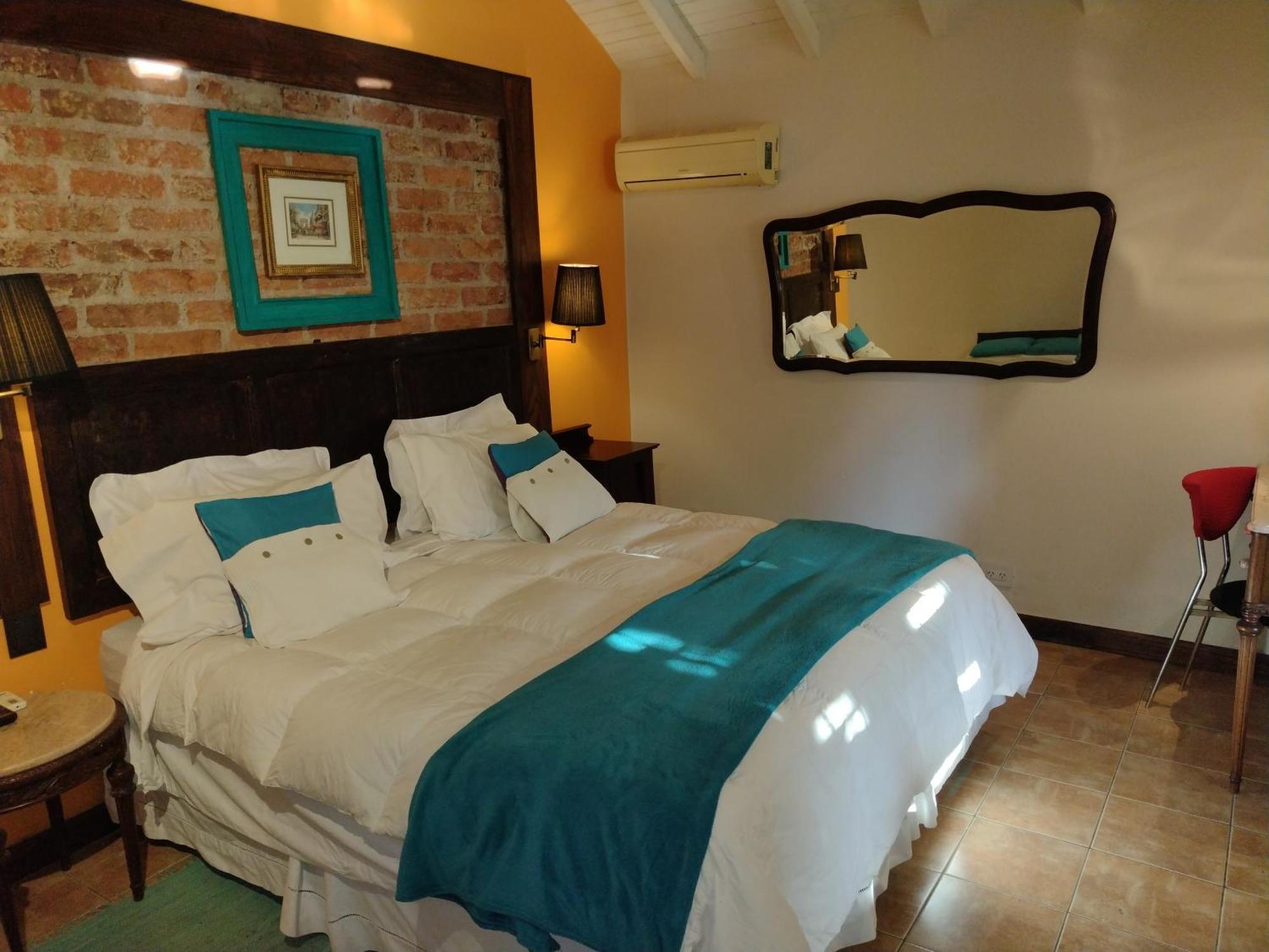 Alonso Chacras Lodge Chacras de Coria Quarto foto
